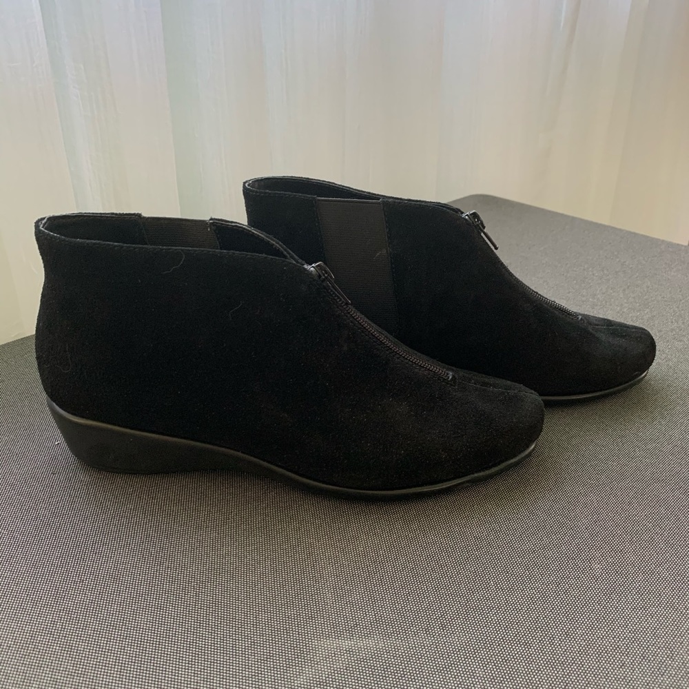 Black Aerosoles Booties